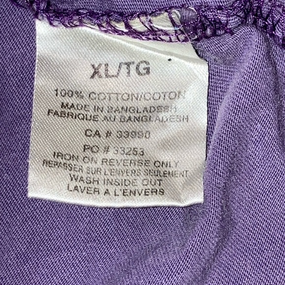 Pink Floyd dark Lavender Tee women’s size medium - 100% cotton - with FLAWS - Picture 13 of 15